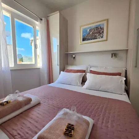 Adriasea Apartment *